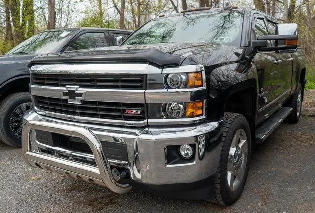 chevrolet silverado 2500hd 2017 1GC1KWEGXHF196657 image chevrolet silverado 2500hd 2017 1GC1KWEGXHF196657 image